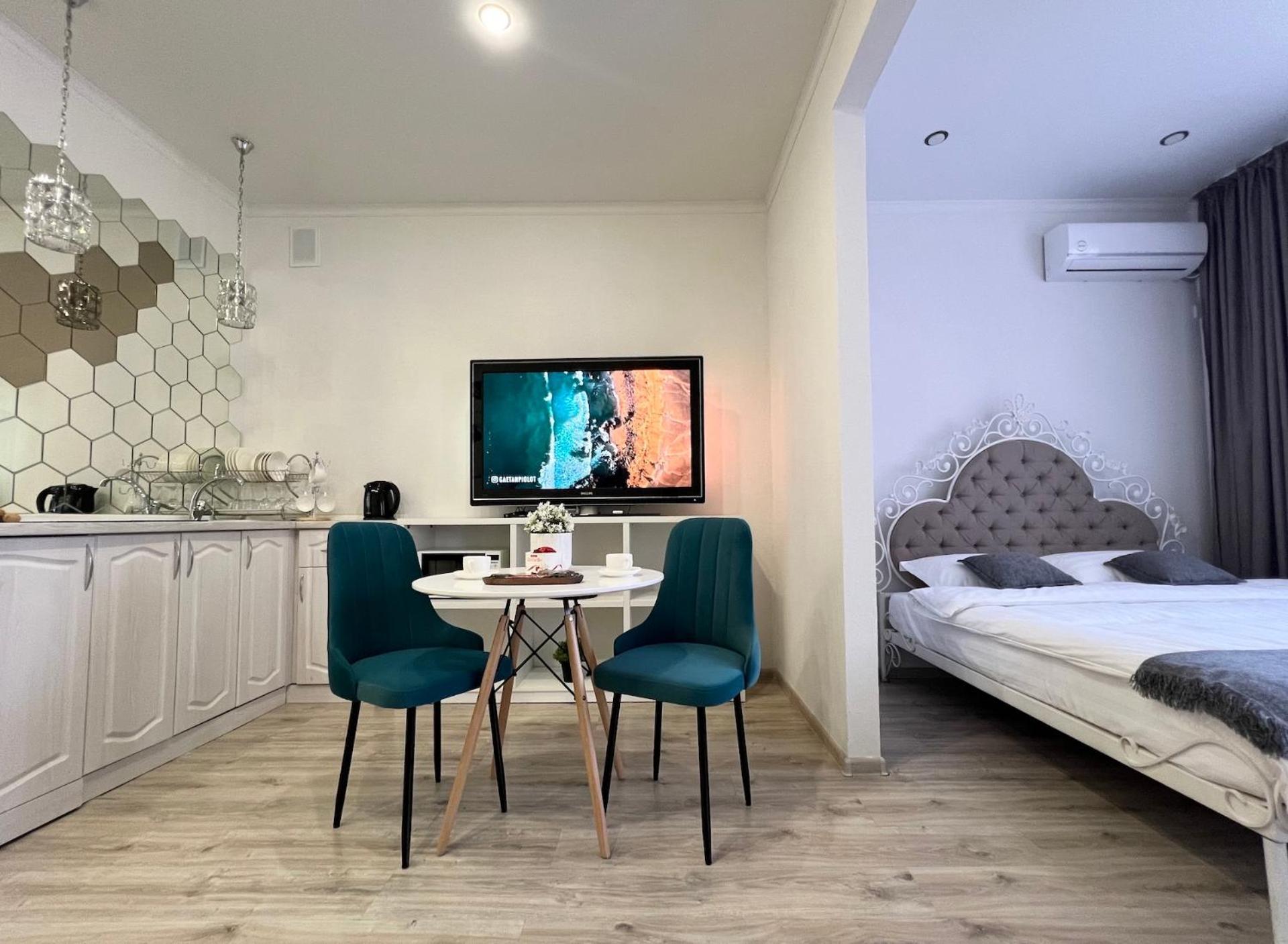 Uutnaya Quartira V Novom Dome Apartment Pavlodar Ngoại thất bức ảnh